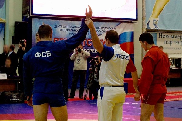 В Краснодаре стартовал чемпионат ФСБ России по самбо