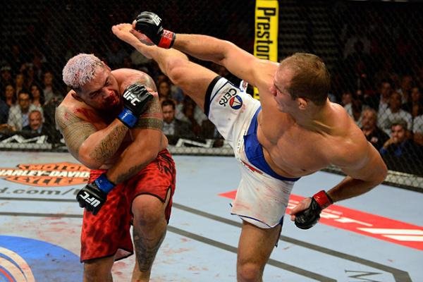 UFC 160